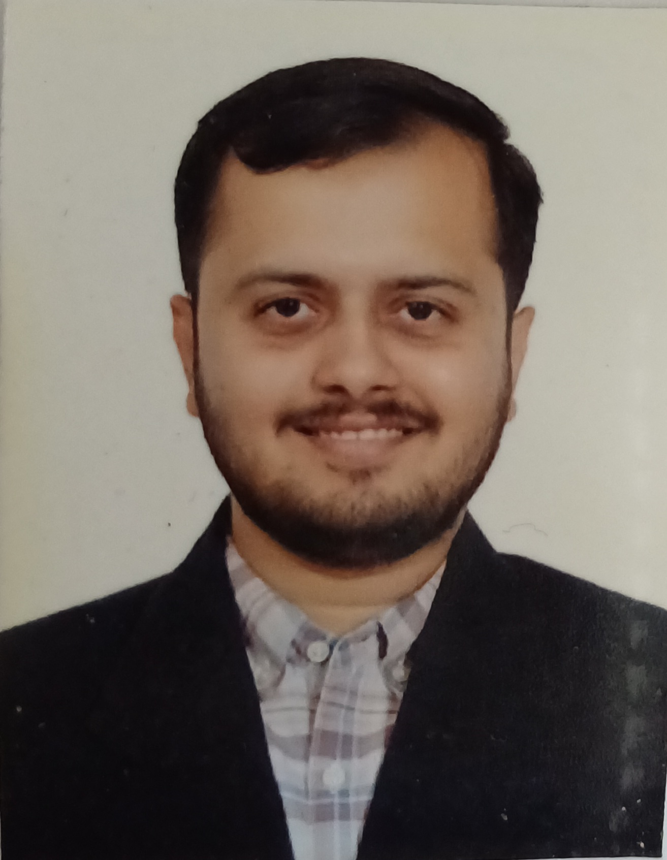 Darshak Hitendrakumar Shah Maths Online Tutor in Ahmedabad