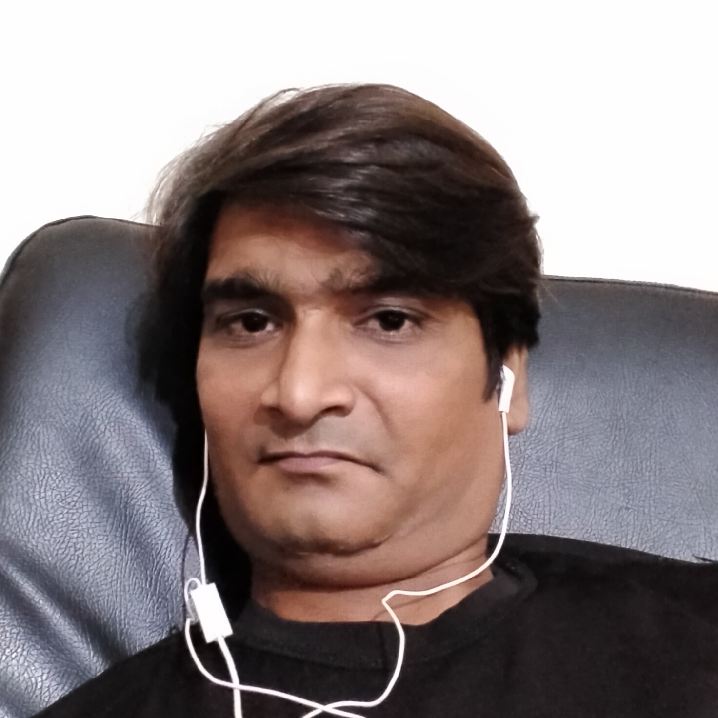 Dheeraj Jha Economics,Economics Online Tutor in Ghaziabad