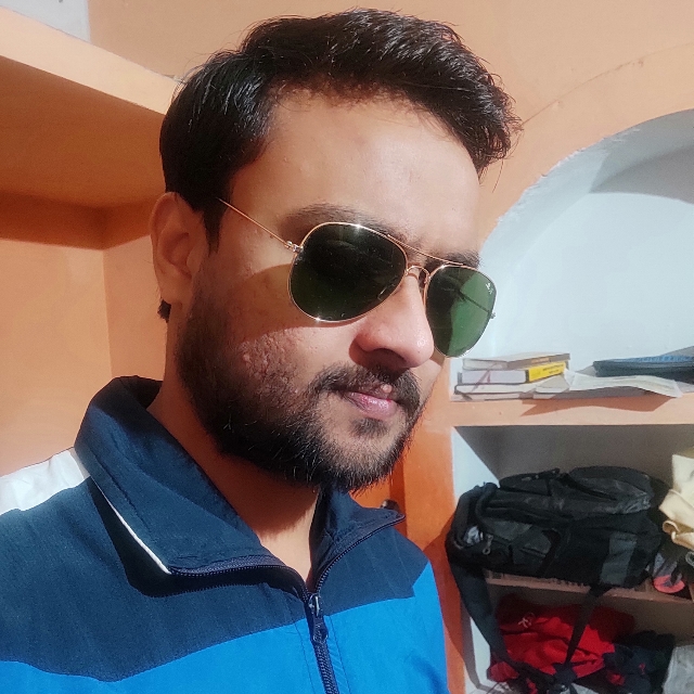 AZAM KHAN Maths Home Tutor in Kanpur Nagar